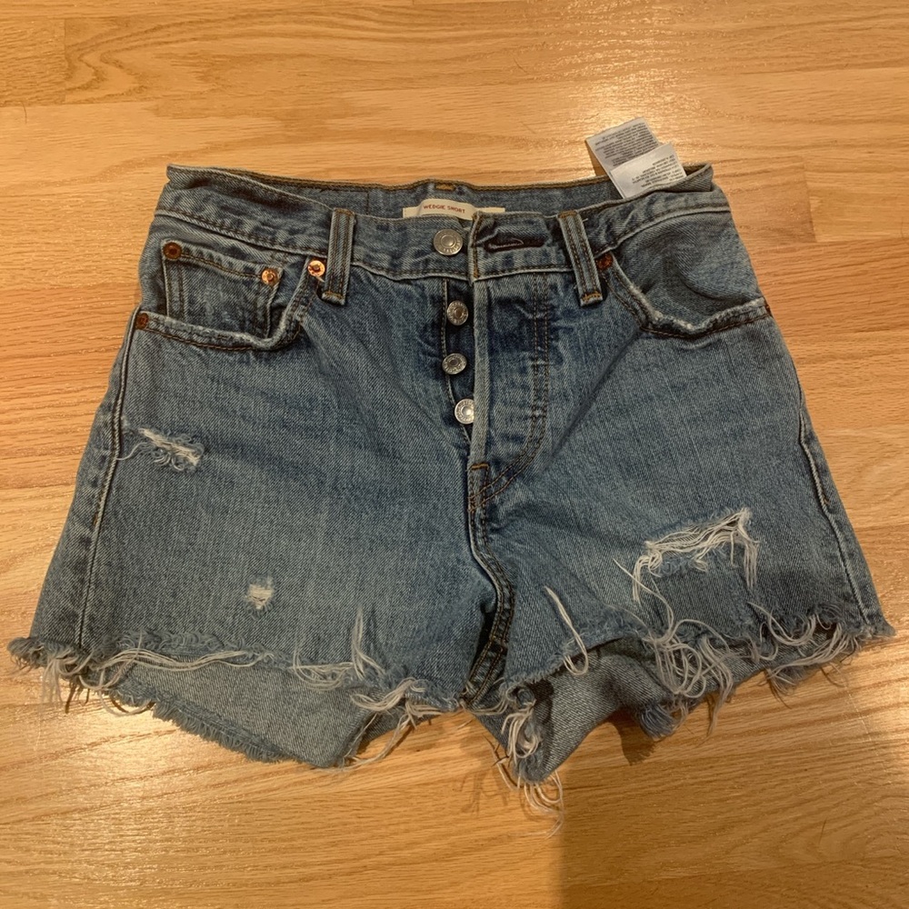 Wedgie Levi Shorts!